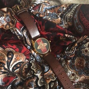 Gucci watch... leather band